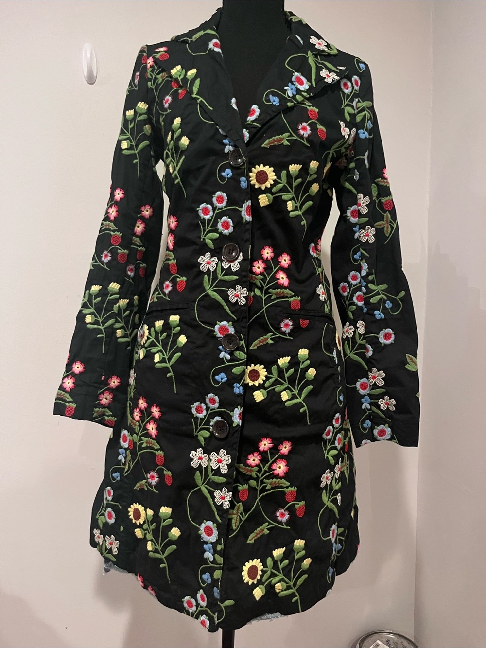 Rare Vtg Pepper 90s in style of Johnny Was Floral Embroidered Mid Length Coat